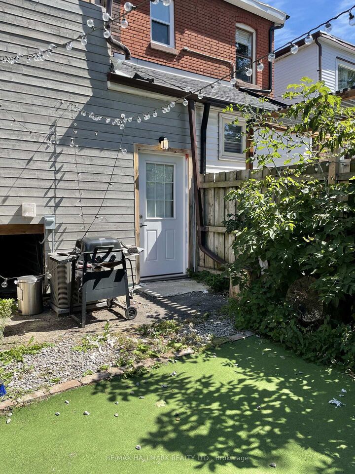 Property Photo:  88 Lamb Avenue Basement  ON M4J 4M3 