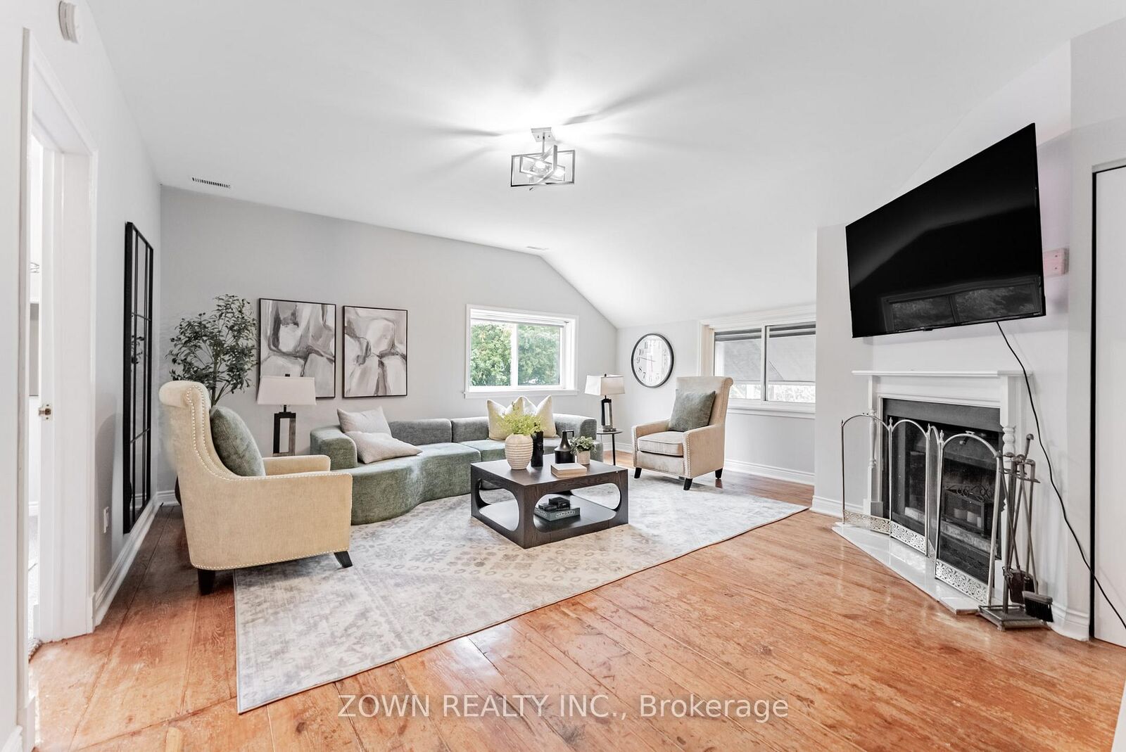 Property Photo:  17277 Old Main Street Upper  ON L7K 0E5 