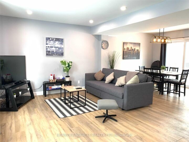 Property Photo:  5644 Hanan Avenue  ON L2G 4E6 