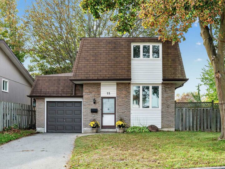 Property Photo:  22 Harper Court  ON L1N 5X9 