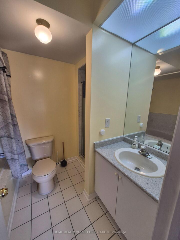 Property Photo:  455 Apache Court 90  ON L4Z 3W8 