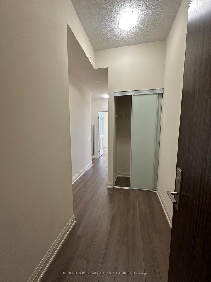 Property Photo:  8763 Bayview Avenue 309  ON L4B 3V1 