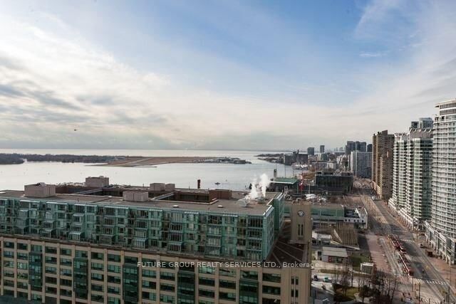 Property Photo:  77 Harbour Square 2409  ON M5J 2S2 