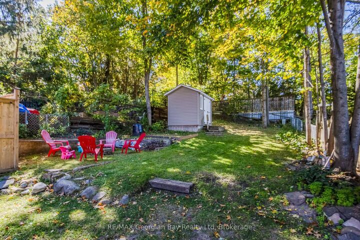 Property Photo:  328 Third Street  ON L4R 3S7 