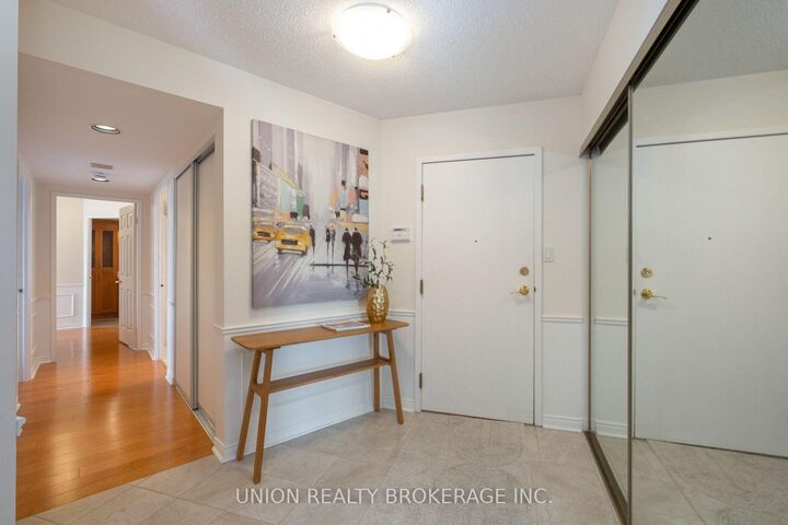 Property Photo:  20 Guildwood Parkway 711  ON M1E 5B6 