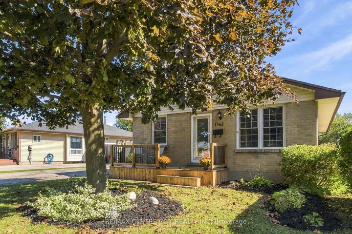 Property Photo:  1362 Aldersbrook Road  ON N6G 3J3 