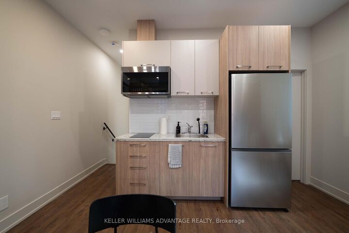Property Photo:  23 Ross Street Garden Suite(Laneway Apt)  ON M5T 1Z8 