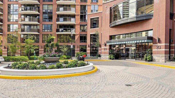 Property Photo:  33 Sheppard Avenue E 509  ON M2N 7K1 