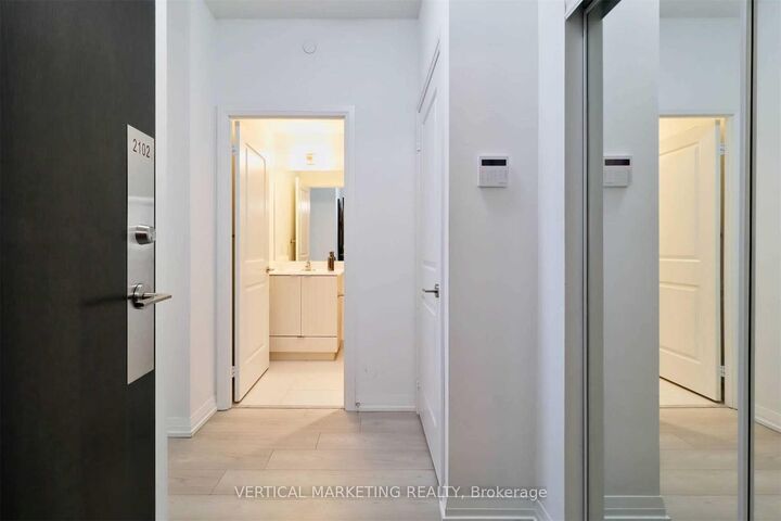 Property Photo:  50 Ann O'Reilly Road 2102  ON M2J 0C9 