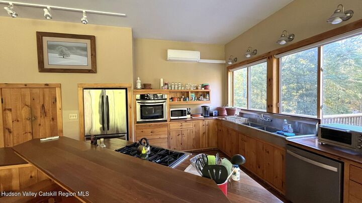 Property Photo:  87 Plochmann  NY 12498 