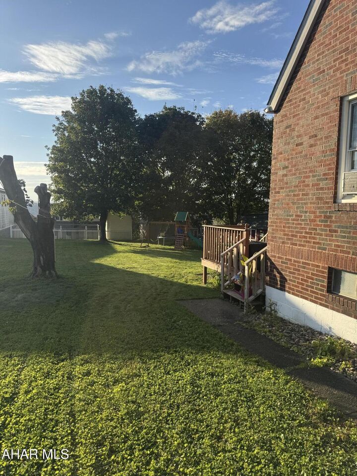 Property Photo: 708 Sherman Street PA 15946