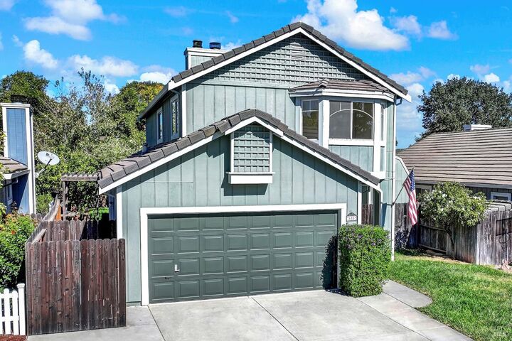 Property Photo: 685 Poppy Circle CA 95687