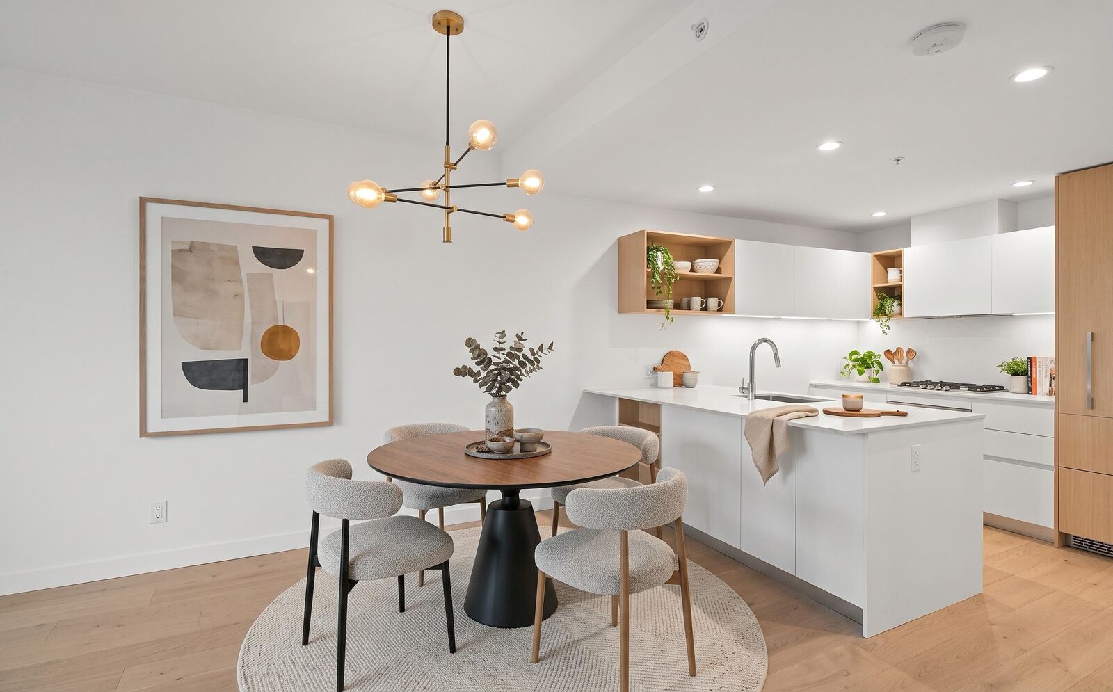 Property Photo:  6000 McKay Avenue 4605  BC V5H 0K2 