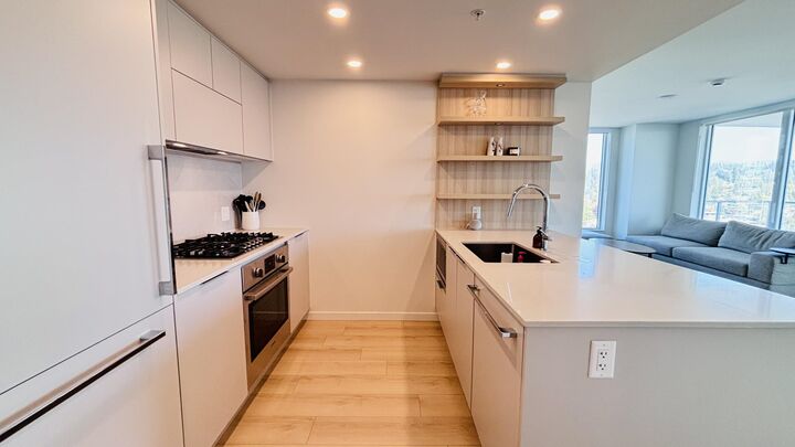 Property Photo:  311 Alderson Avenue 2303  BC V3K 0K3 