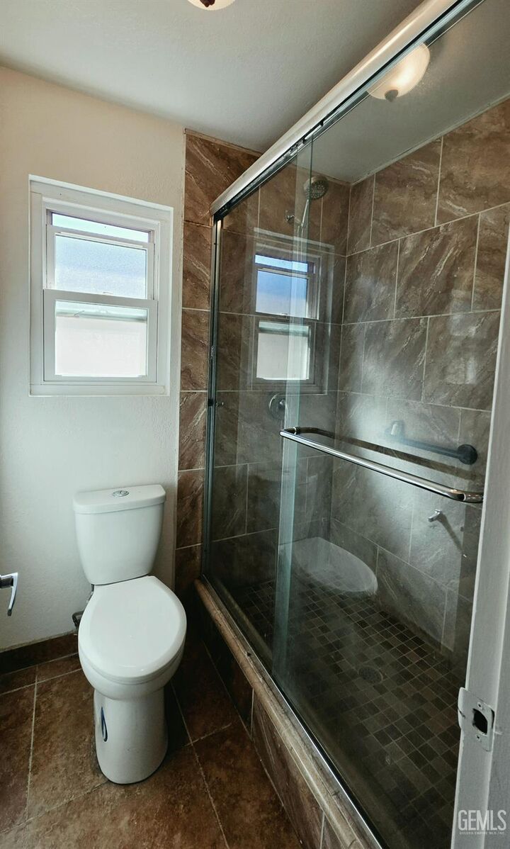 Property Photo: 2613 Eissler Court CA 93306