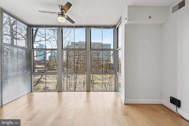 Property Photo:  11800 Sunset Hills Road 512  VA 20190 
