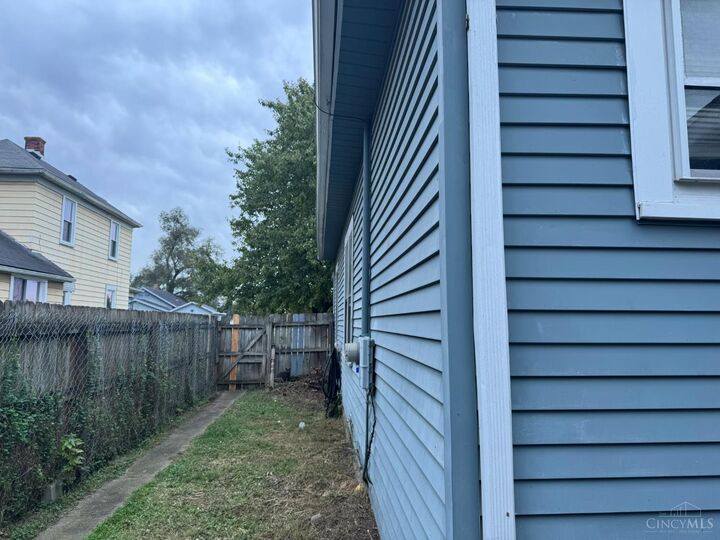 Property Photo: 221 N Sutphin Street OH 45042