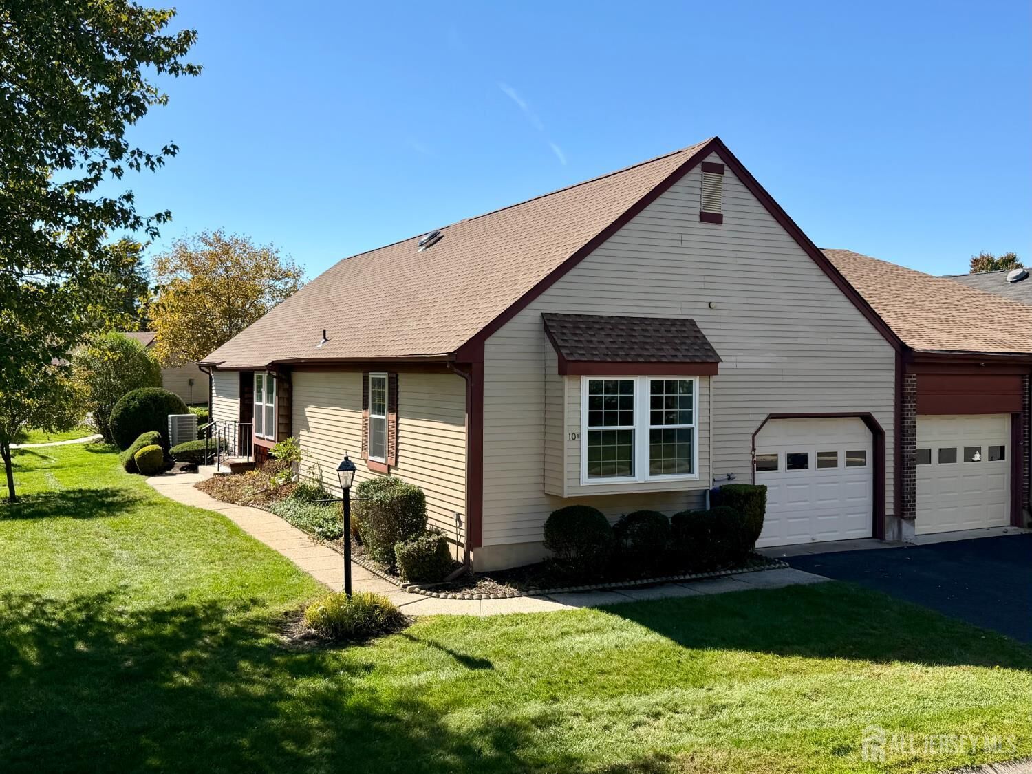 Property Photo:  10 Betsy Ross Drive B  NJ 08831 