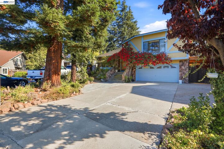 Property Photo:  30 Saint Claire  CA 94523 