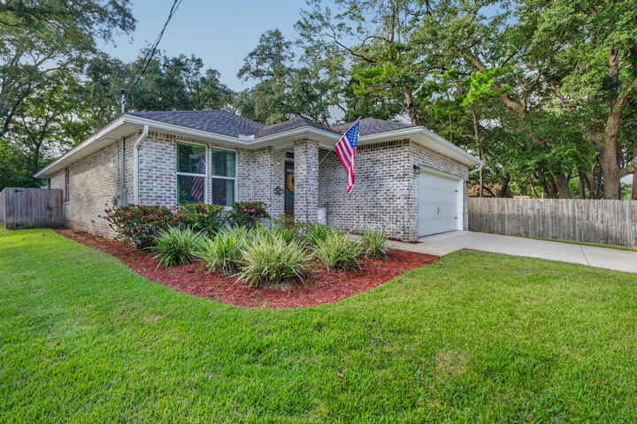 Property Photo: 217 Fir Avenue FL 32578