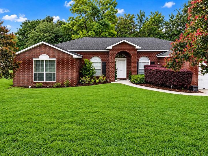Property Photo: 476 Jillian Drive FL 32536
