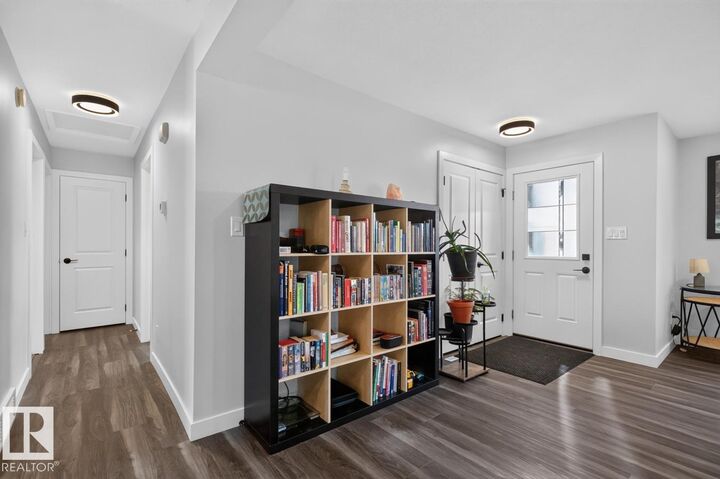Property Photo:  7404 92 Avenue NW  AB T6B 6B0 