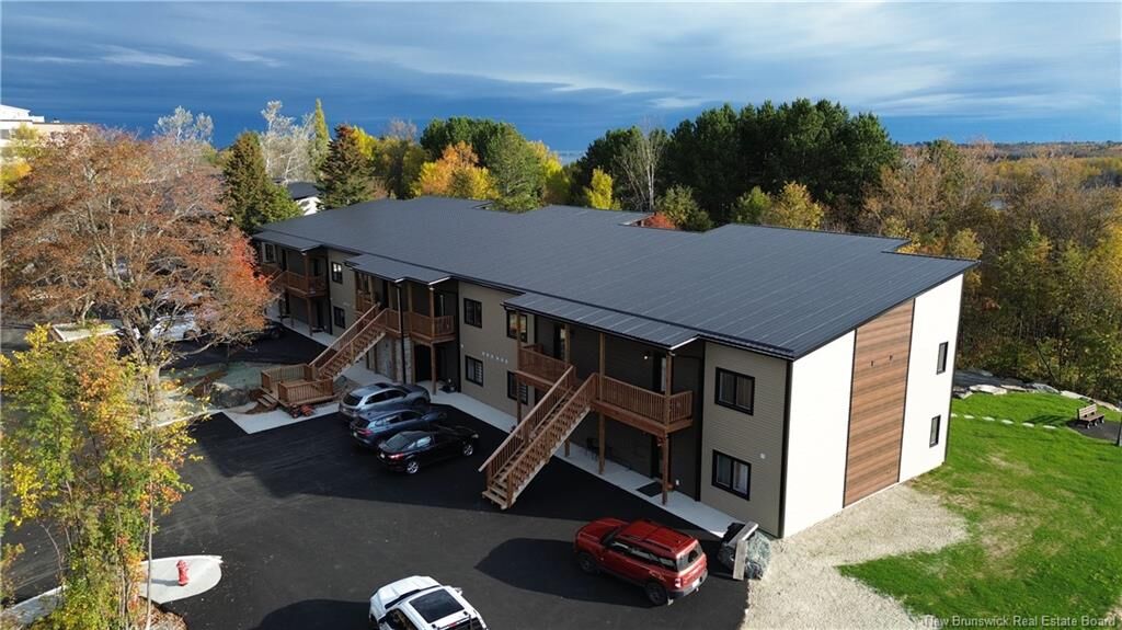 Property Photo:  1200 Golden Park Crescent 4  NB E2A 1N3 
