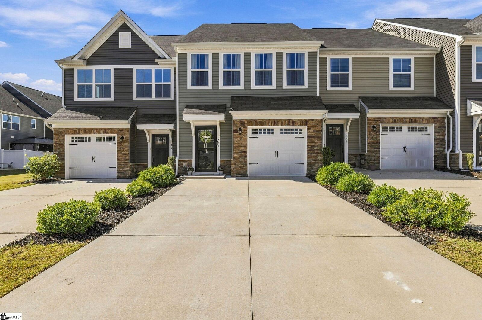 Property Photo:  441 Triple Crown Way  SC 29301 