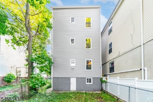 Property Photo:  16 Seymour Ave  NJ 07108 