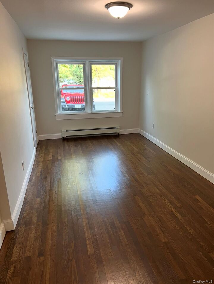 Property Photo: 3227 Bruckner Boulevard Floor 1 NY 10461
