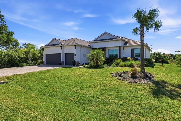 Property Photo:  15185 Hennipen Circle  FL 33981 