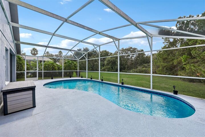 Property Photo:  1131 Clear Creek Circle  FL 34714 
