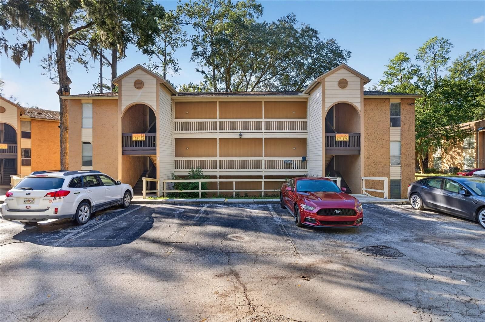 Property Photo:  1810 NW 23rd Boulevard 173  FL 32605 