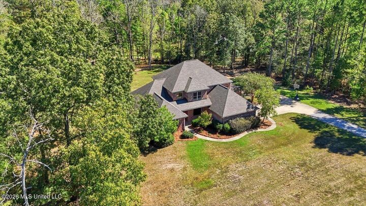 Property Photo:  113 Woodsong Way  MS 39170 