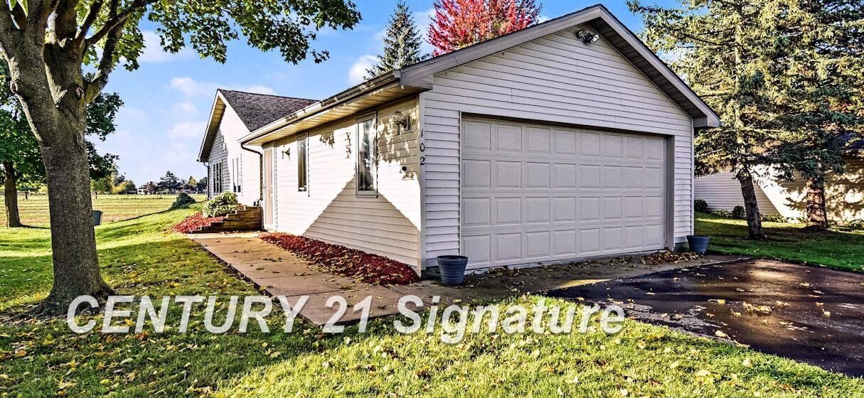Property Photo:  102 Willow Bend  MI 48611 