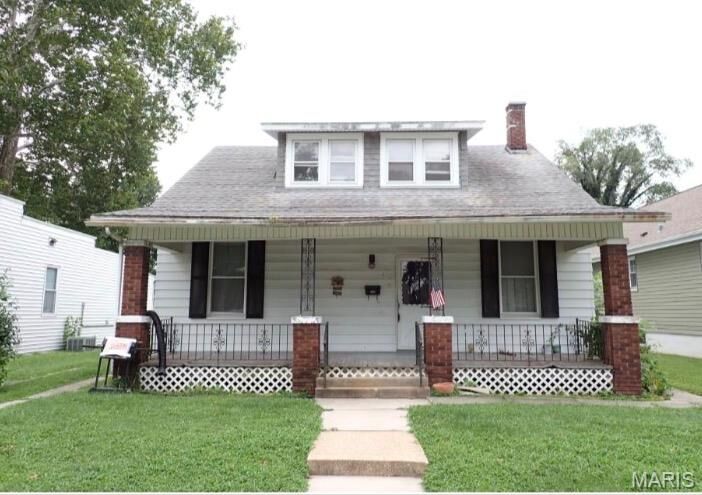 Property Photo:  125 N Missouri Avenue  IL 62220 