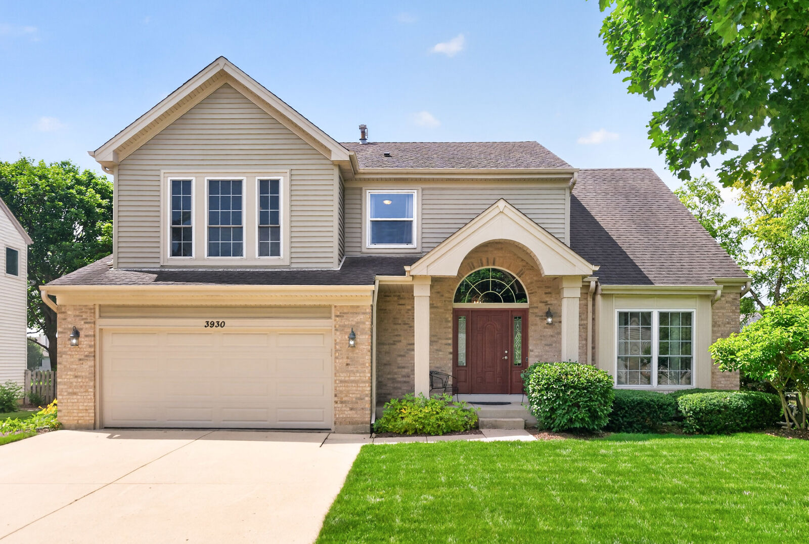 Property Photo: 3930 Peartree Drive IL 60156