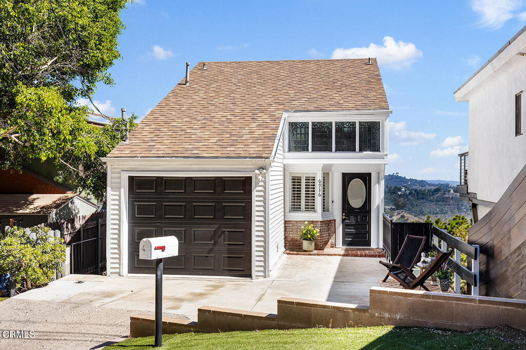 Property Photo: 6936 Pacific View Drive CA 90068