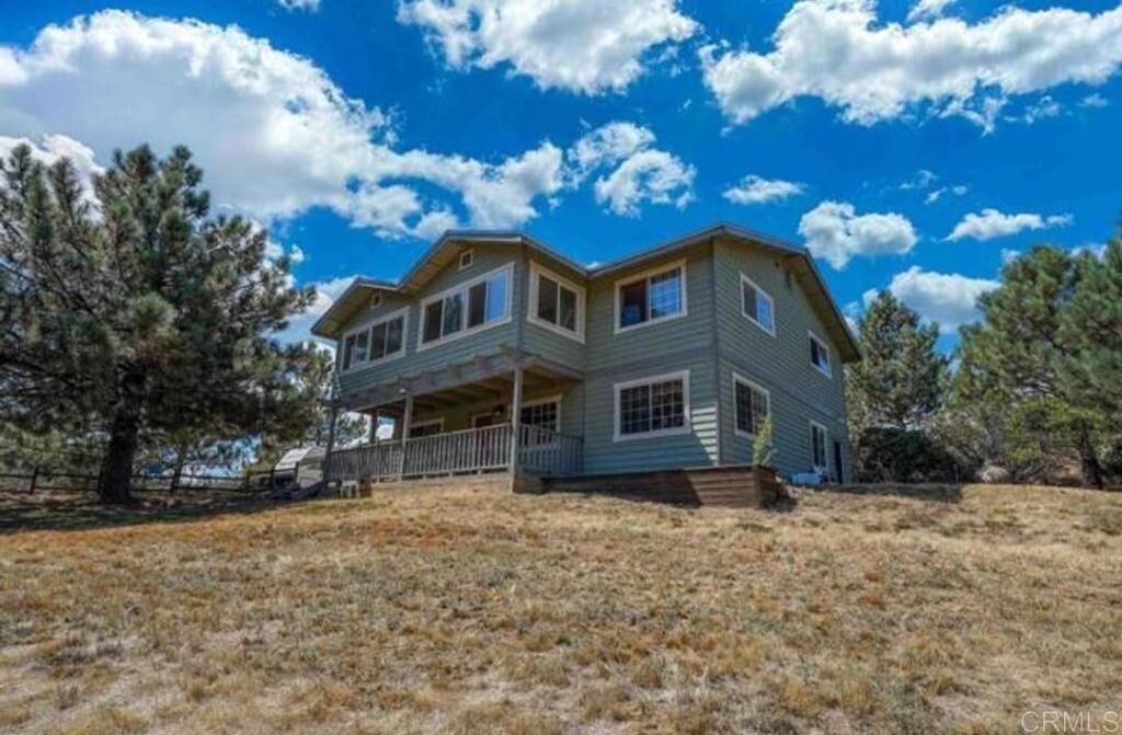 Property Photo:  3691 Circle Drive  CA 92036 