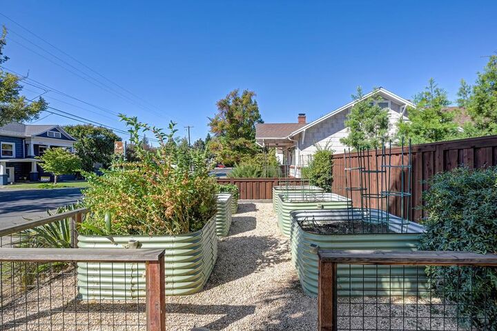 Property Photo:  5027 M Street  CA 95819 