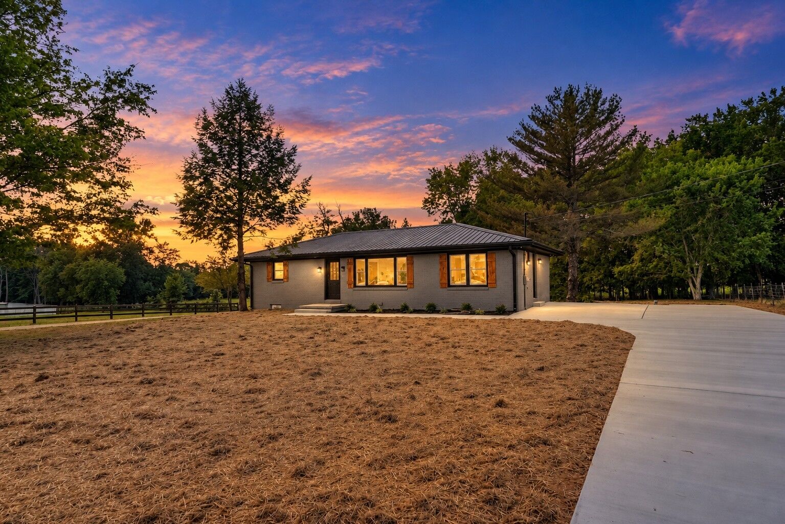 Property Photo:  2039 Short Mountain Rd  TN 37190 