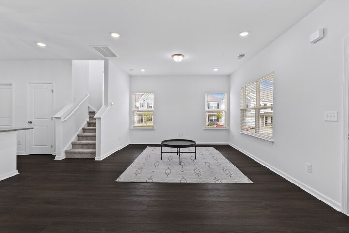 Property Photo: 350 Canonbury Dr TN 37087
