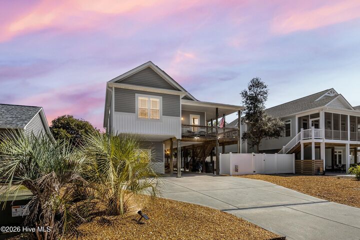 Property Photo:  128 NE 8th Street  NC 28465 