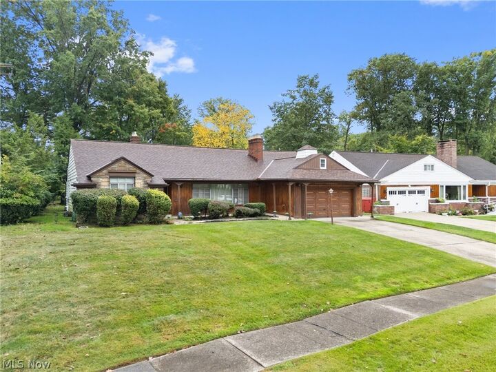 Property Photo:  16236 Northvale Boulevard  OH 44112 