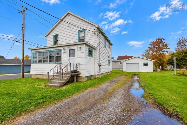 Property Photo:  201 Vulcan Avenue  NS B1P 5X1 
