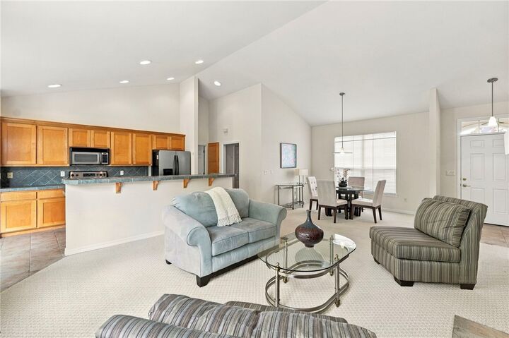 Property Photo:  2 Penny Lane  AR 72714 