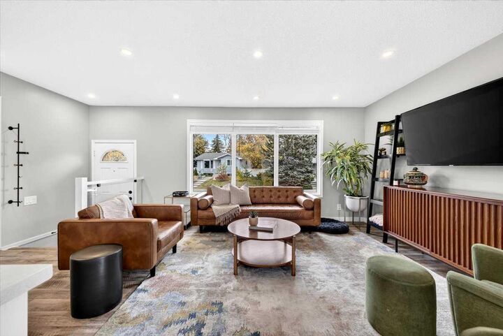 Property Photo:  11219 Braniff Road SW  AB T2W 1C4 