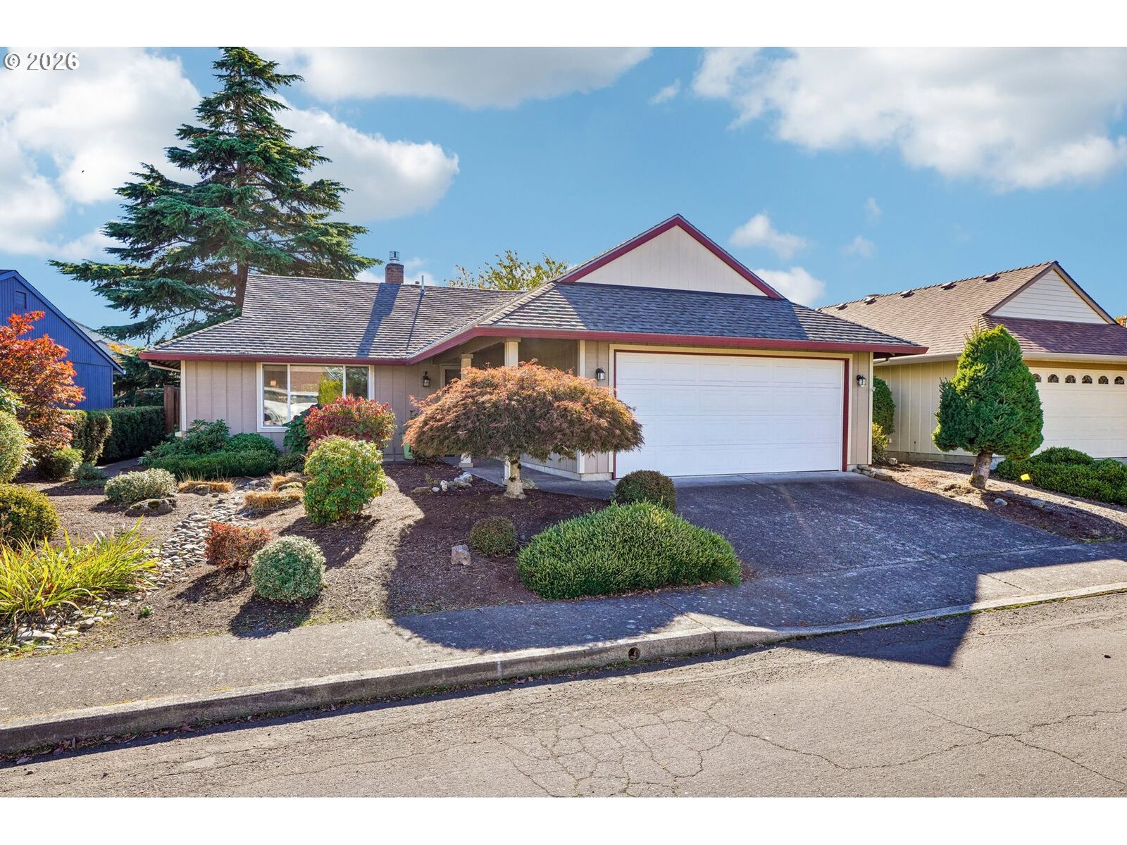 Property Photo: 14862 NE Eugene St OR 97230