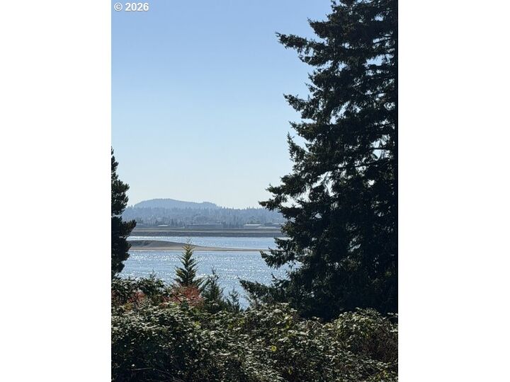 Property Photo: 2107 SE 96th Ct WA 98664