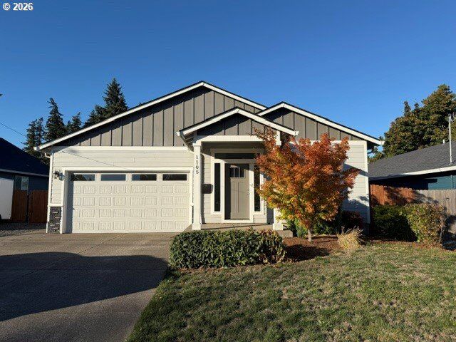 Property Photo: 1105 Hardcastle Ave OR 97071